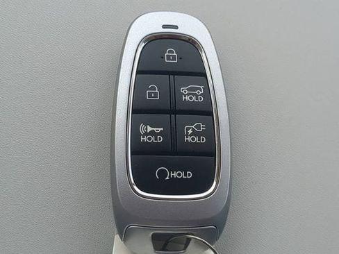 Used 2024 Hyundai Ioniq 5 SEL RWD image 27