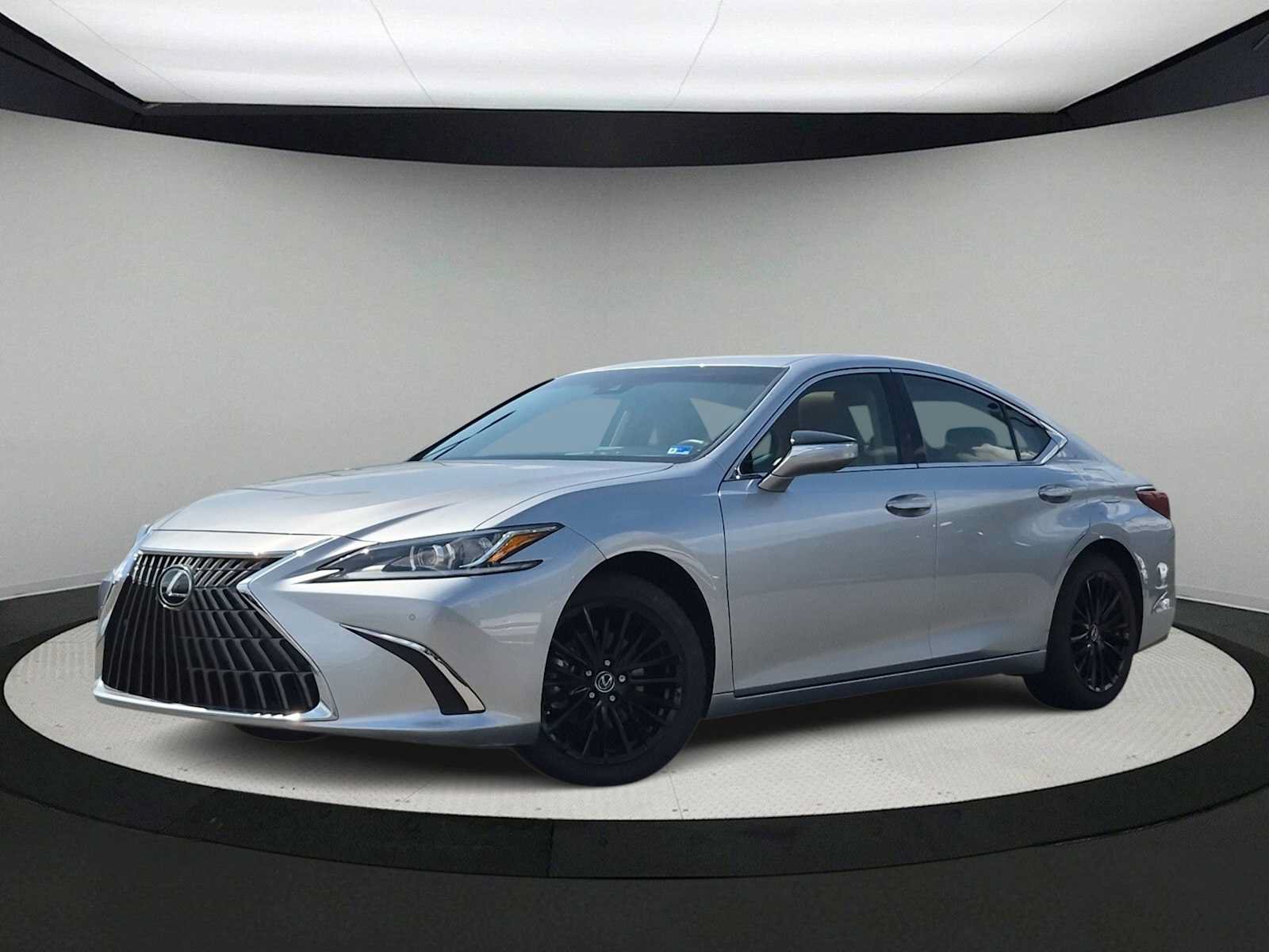Used 2024 Lexus ES 350 w/ Premium Package FWD image 1