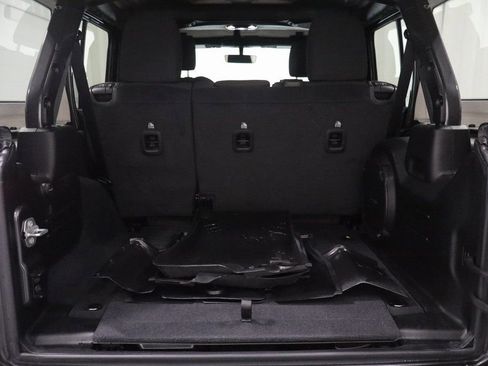 Certified 2022 Jeep Wrangler Unlimited Willys image 19