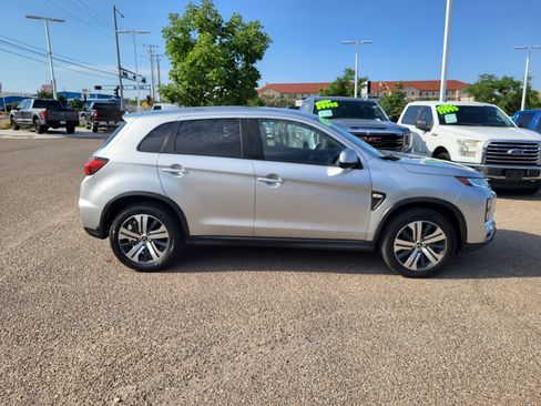 Used 2024 Mitsubishi Outlander Sport SE AWD/4WD image 25