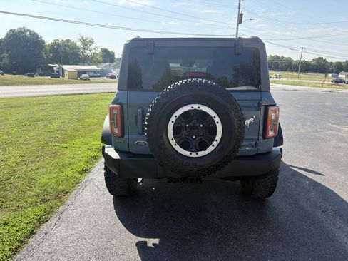 Used 2022 Ford Bronco Outer Banks w/ Sasquatch Package AWD/4WD image 3