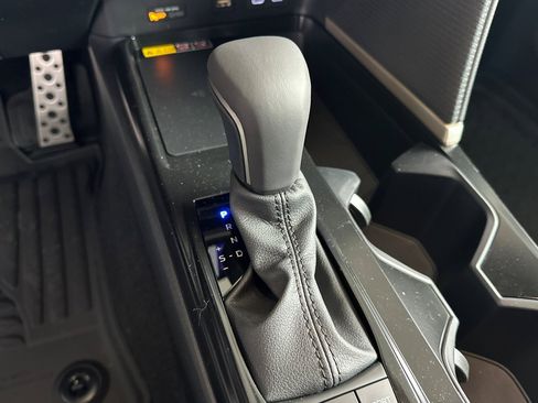 Used 2026 Toyota Camry SE image 25