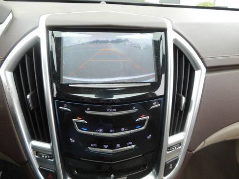 Used 2013 Cadillac SRX Luxury FWD image 3
