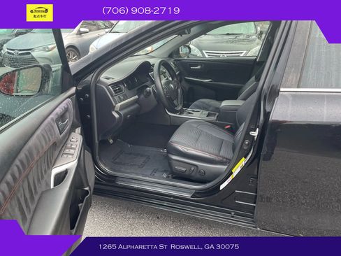 Used 2015 Toyota Camry XSE FWD image 13