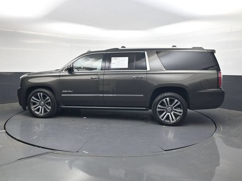 Used 2019 GMC Yukon XL Denali w/ Denali Ultimate Package RWD image 12