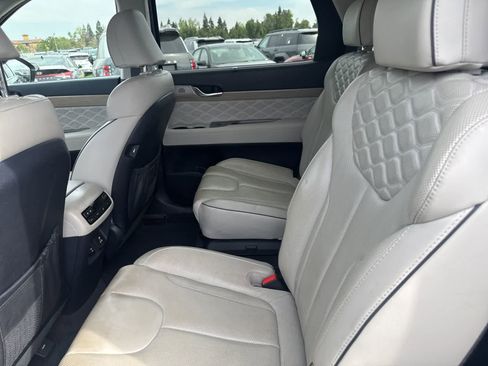 Used 2021 Hyundai Palisade Calligraphy image 15