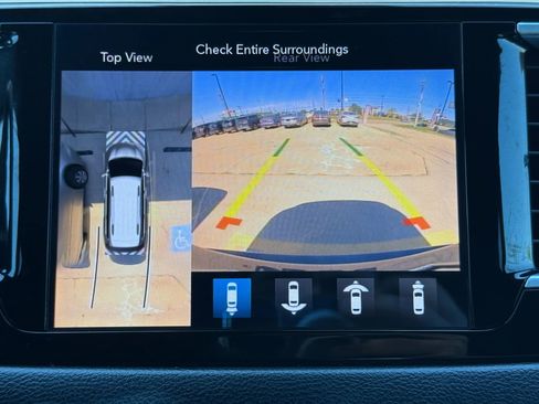 Used 2019 Chrysler Pacifica Touring-L Plus w/ Advanced Safetytec Group image 51