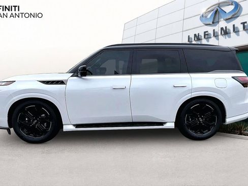 New 2026 INFINITI QX80 4WD image 10