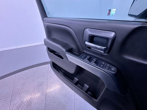 Used 2018 Chevrolet Silverado 1500 LT w/ All Star Edition image 31