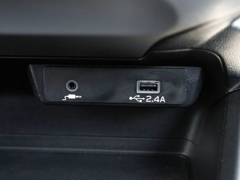 Used 2024 Subaru Crosstrek 2.0i AWD/4WD image 23