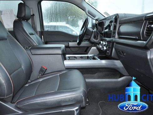 Used 2024 Ford F250 Lariat w/ Chrome Package image 16