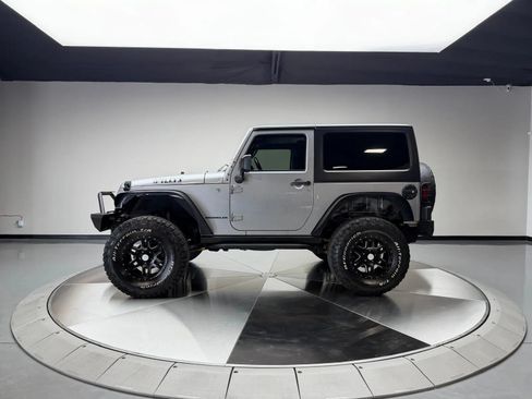Used 2015 Jeep Wrangler Sport AWD/4WD image 4