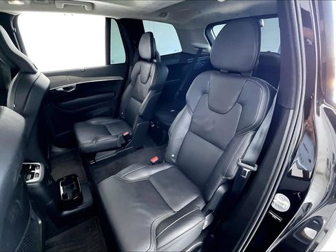Used 2025 Volvo XC90 T8 Ultra w/ Lounge Package AWD/4WD image 34