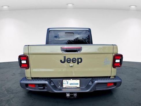 New 2026 Jeep Gladiator Willys image 8
