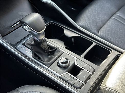 Used 2022 Kia Sorento EX w/ Panoramic Sunroof Package image 32