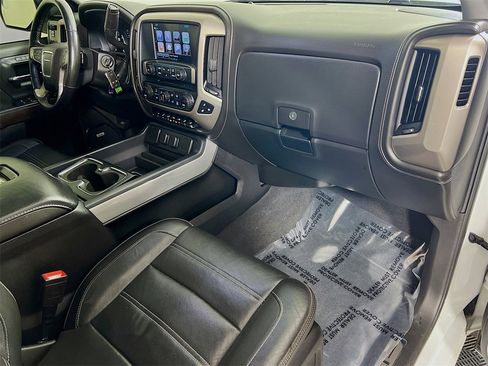 Used 2018 GMC Sierra 1500 Denali w/ Denali Ultimate Package image 29