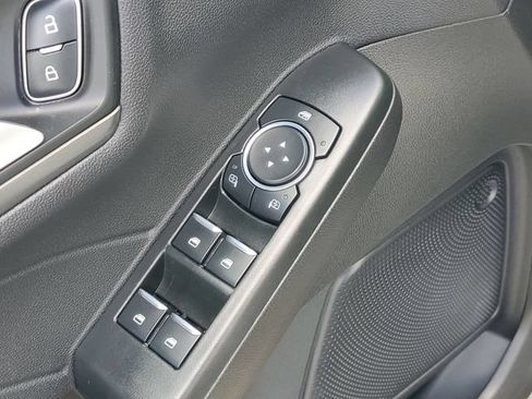 Certified 2024 Ford Escape SE FWD image 9