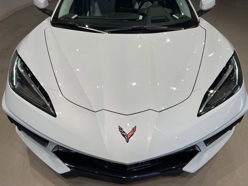 Used 2024 Chevrolet Corvette Stingray Premium Cpe w/ Battery Protection Package image 23