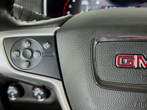 Used 2016 GMC Canyon SLT image 13