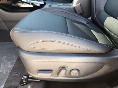 New 2026 Kia Seltos SX image 18