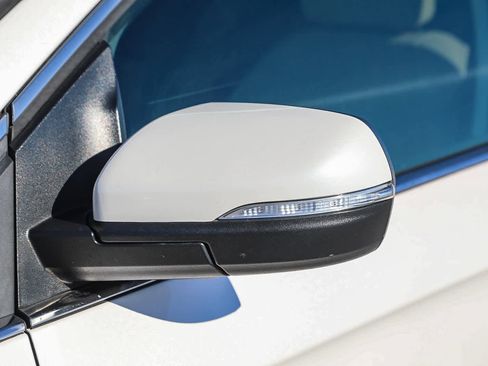 Used 2016 Ford Edge SEL w/ Equipment Group 201A image 18