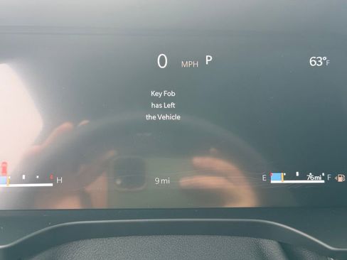 New 2025 Jeep Grand Cherokee Altitude image 16