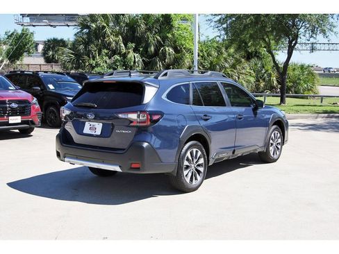 Used 2025 Subaru Outback Limited image 6