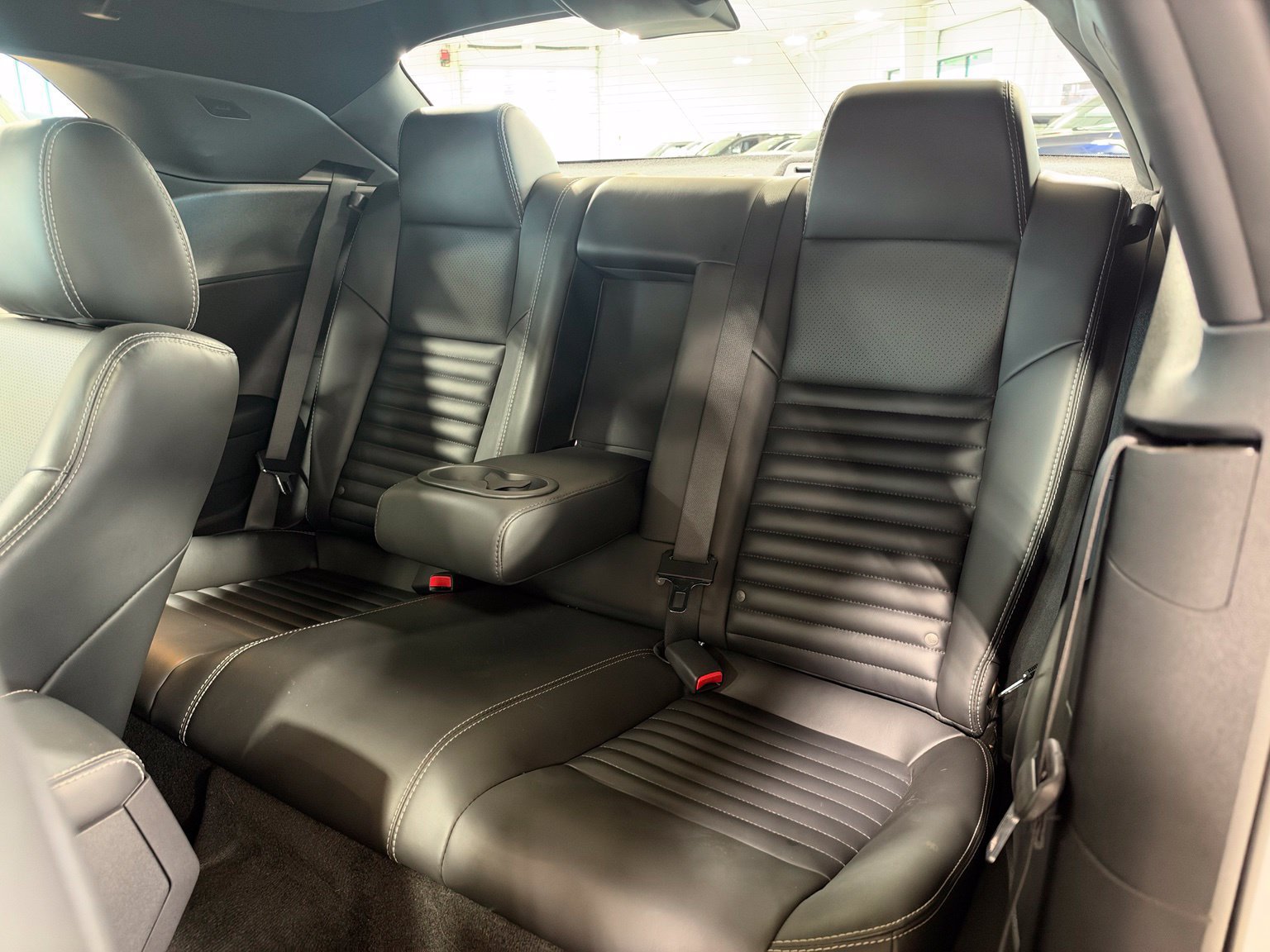 Used 2010 Dodge Challenger R/T RWD image 17