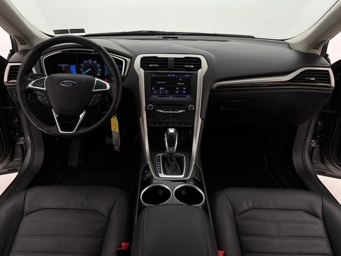 Used 2013 Ford Fusion SE image 22