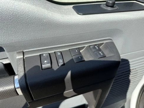 Used 2014 Ford F450 XL w/ Power Equipment Group image 25