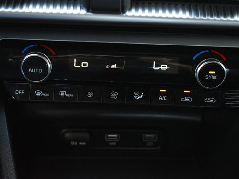 Used 2023 Kia K5 LXS image 27