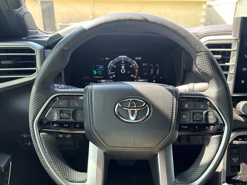 Used 2025 Toyota Tundra Platinum AWD/4WD image 27