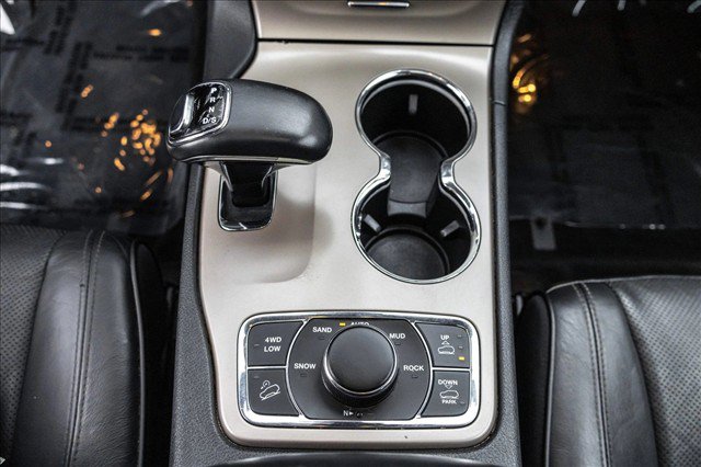 Used 2014 Jeep Grand Cherokee Overland AWD/4WD image 20