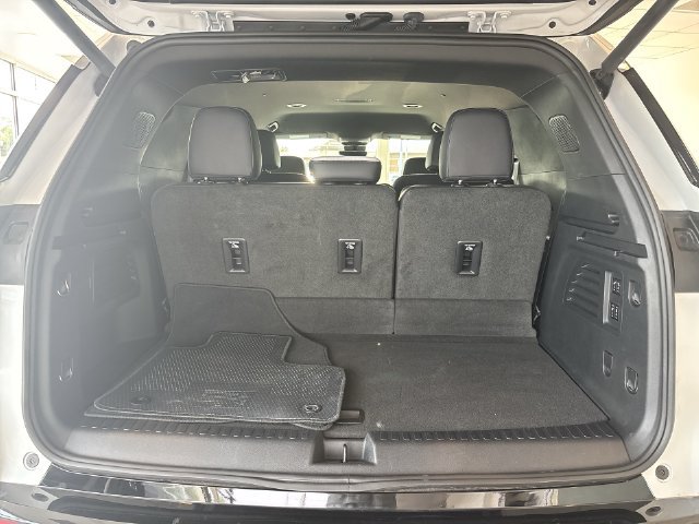 Certified 2024 Chevrolet Traverse RS FWD image 15