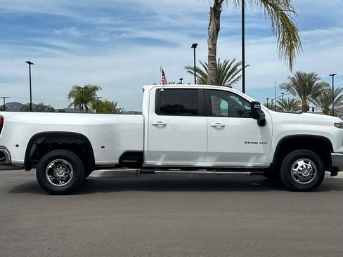 Used 2024 Chevrolet Silverado 3500 LT w/ Convenience Package RWD image 3