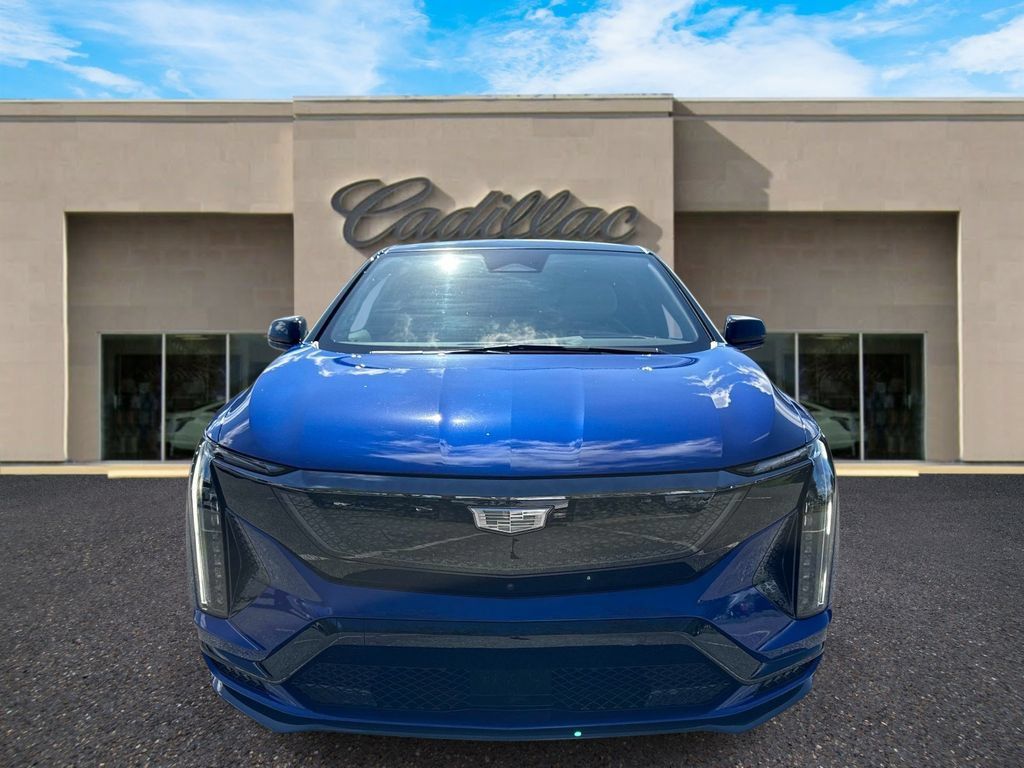 New 2027 Cadillac Optiq V w/ Deep Ocean Design Edition AWD/4WD image 8