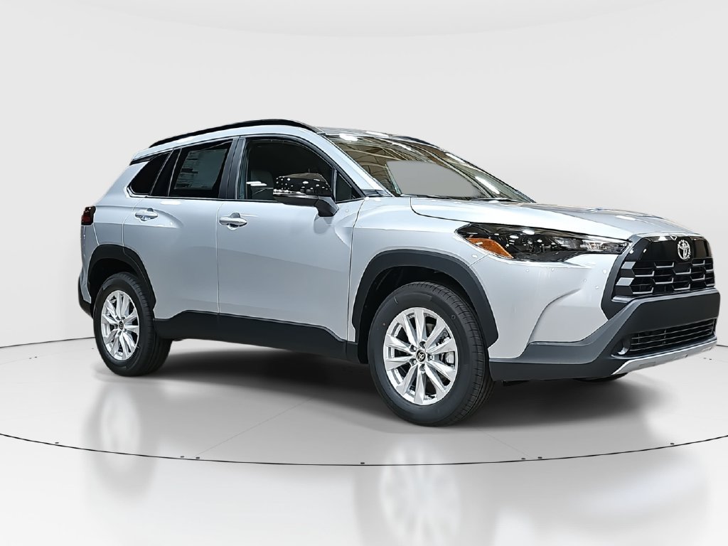New 2026 Toyota Corolla Cross LE FWD image 3