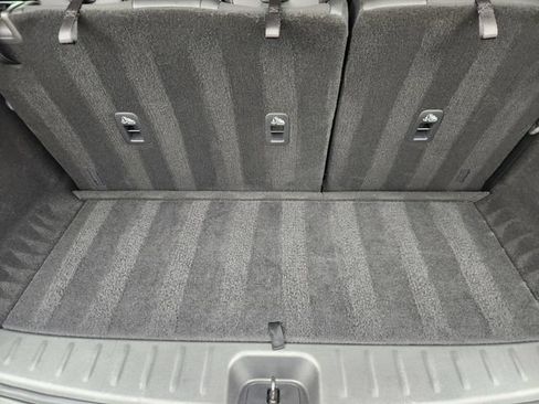 Used 2023 Nissan Pathfinder SL FWD image 28