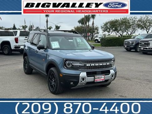 Used 2025 Ford Bronco Sport Badlands image 1