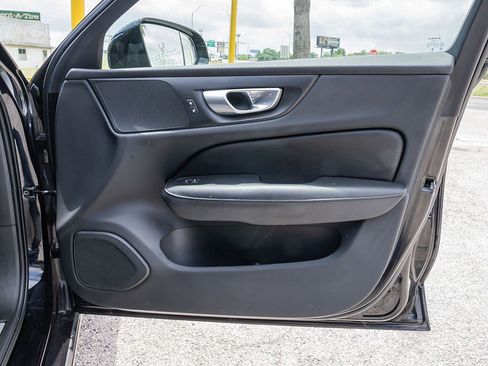 Used 2024 Volvo S60 B5 Core FWD image 12
