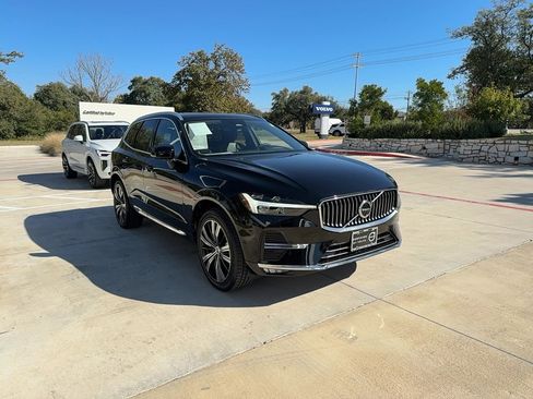 Certified 2023 Volvo XC60 B5 Plus image 7