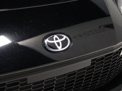 Used 2022 Toyota GR86 Premium RWD image 23