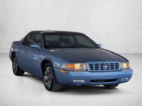 Used 1995 Cadillac Eldorado Touring FWD image 3