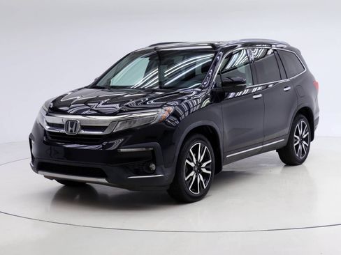 Certified 2020 Honda Pilot Touring image 1