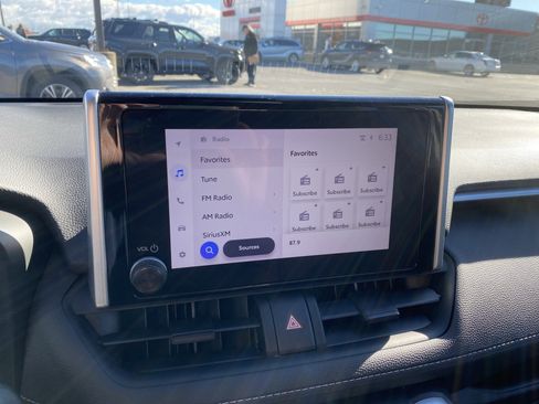 Used 2023 Toyota RAV4 XLE w/ Convenience Package image 18