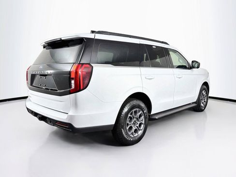 Used 2025 Ford Expedition Active AWD/4WD image 11