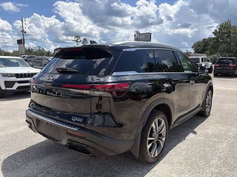 Used 2023 INFINITI QX60 Luxe w/ Cargo Package FWD image 6