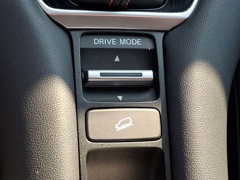 Certified 2023 Honda HR-V Sport image 24