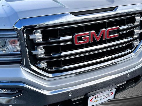 Used 2018 GMC Sierra 1500 SLT w/ SLT Premium Package AWD/4WD image 29