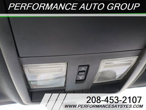 Used 2010 Dodge Challenger SRT8 w/ SRT Option Group II RWD image 21